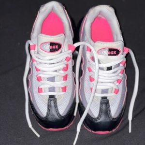 NIKE - Rare - Pink/Black/Grey/White - Size 12 C